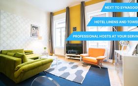 Freeparking - Great Synagogue Apartment, 2 Bedroom, 5 People ,Wifi, Ac